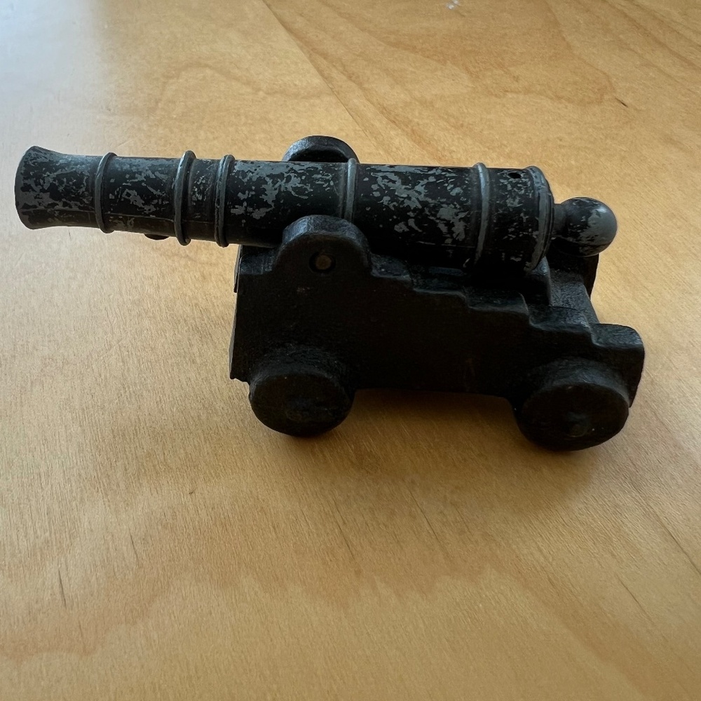 Vintage Penn Craft USA Metal Cast Iron Mini Cannon